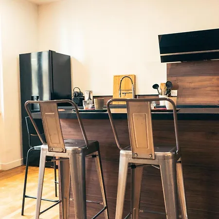 Spacieux F2 Refait A Neuf Dans Un Esprit Loft * Clermont-Ferrand