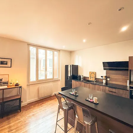 Spacieux F2 Refait A Neuf Dans Un Esprit Loft * 클레르몽페랑